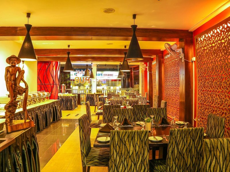 Oak Ray City Hotel 12