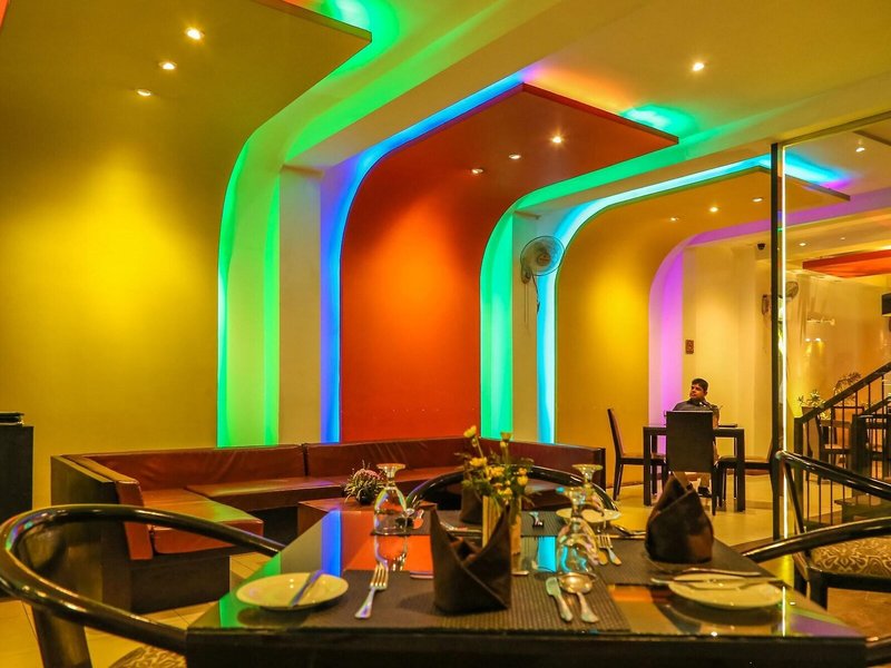 Oak Ray City Hotel 16