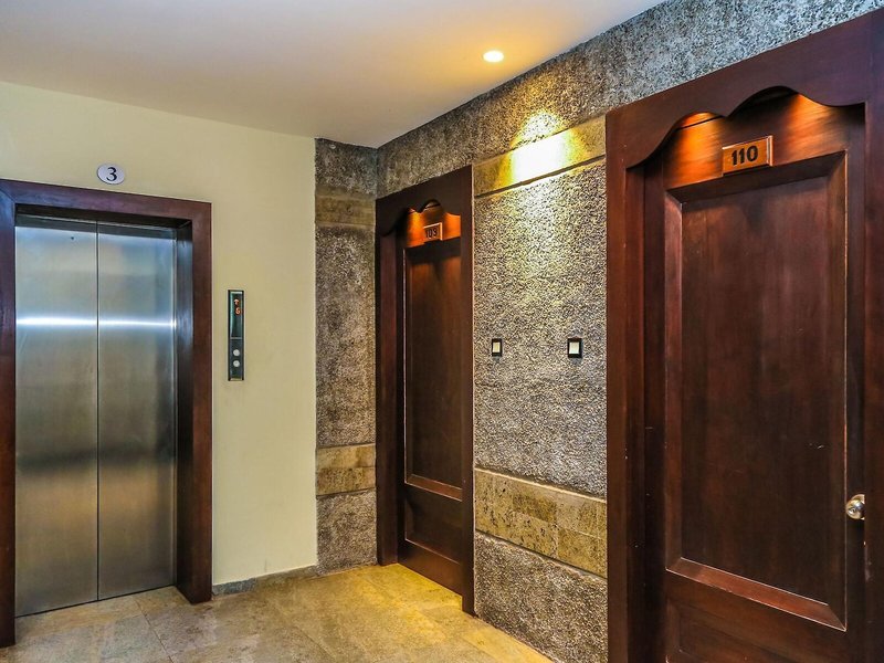 Oak Ray City Hotel 20