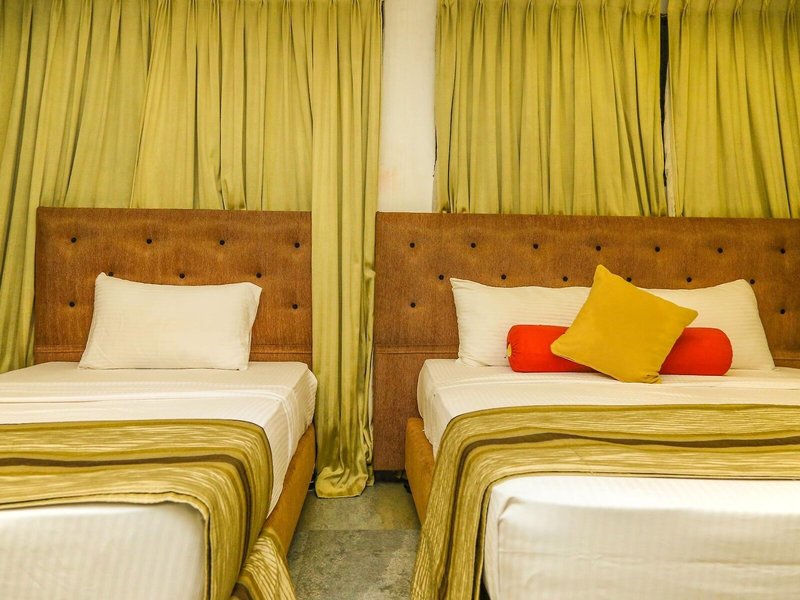 Oak Ray City Hotel 21