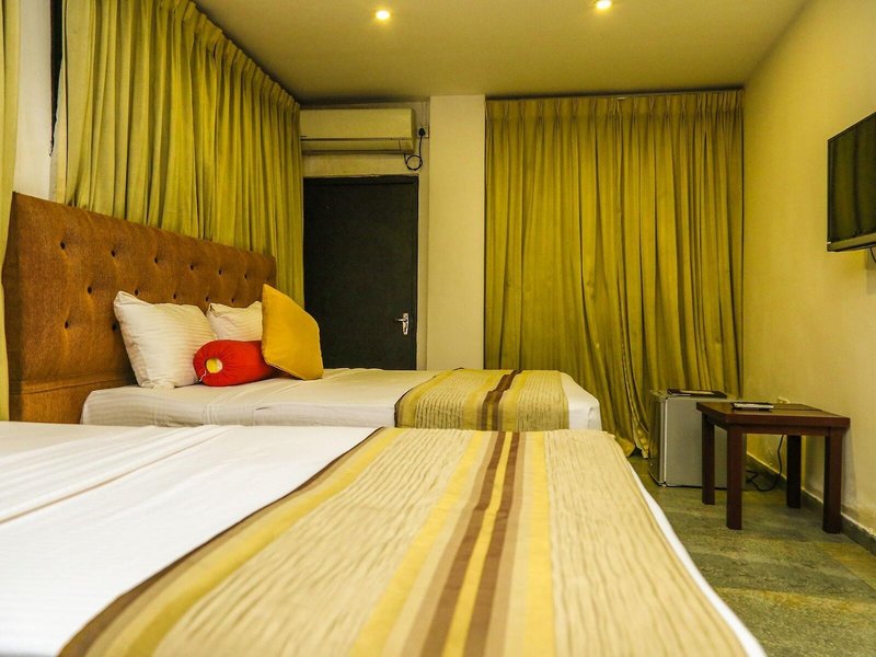 Oak Ray City Hotel 24