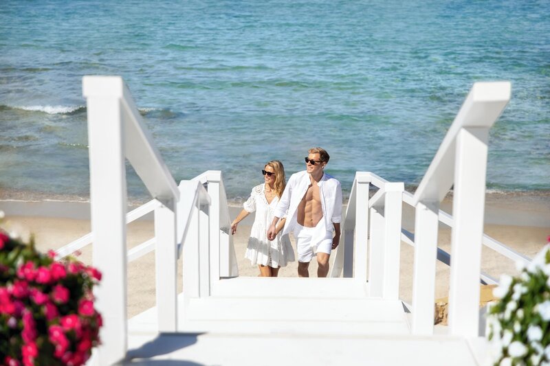 Sani Beach 102