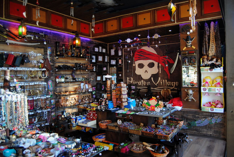 Pirates Village Apartments 19