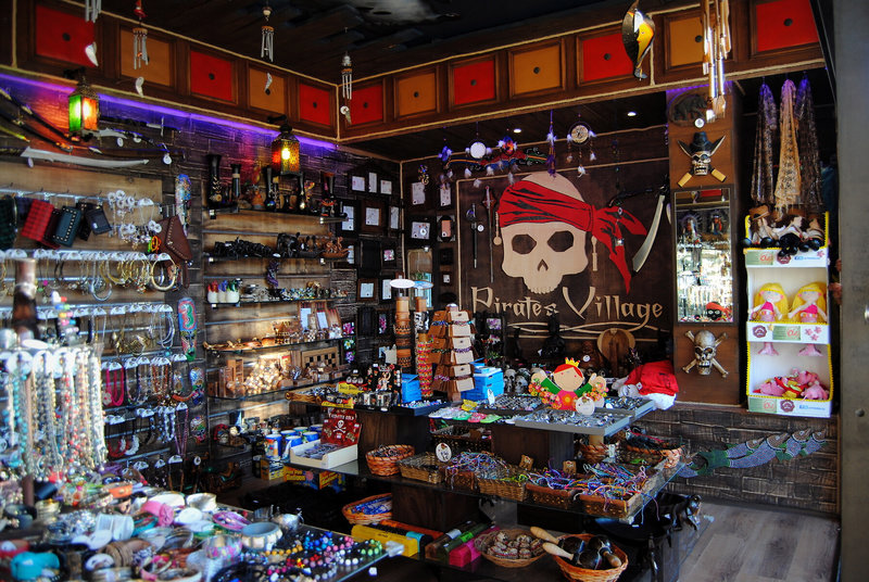Pirates Village Apartments 12