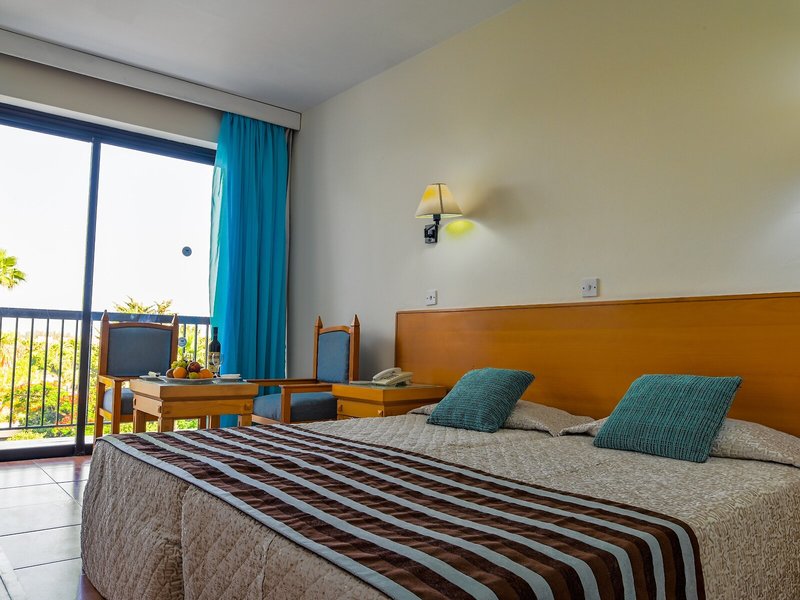 Veronica 25 - Room Example