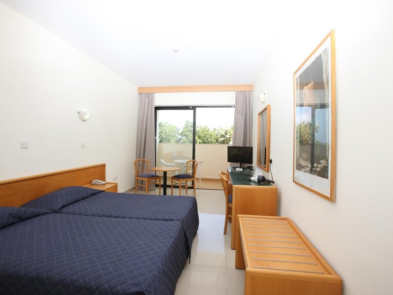 Veronica 26 - Room Example