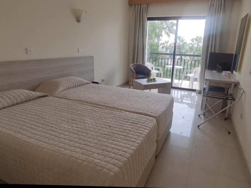 Veronica 29 - Room Example