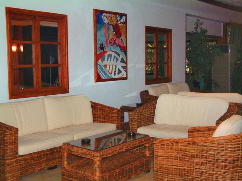 Veronica 33 - Room Example