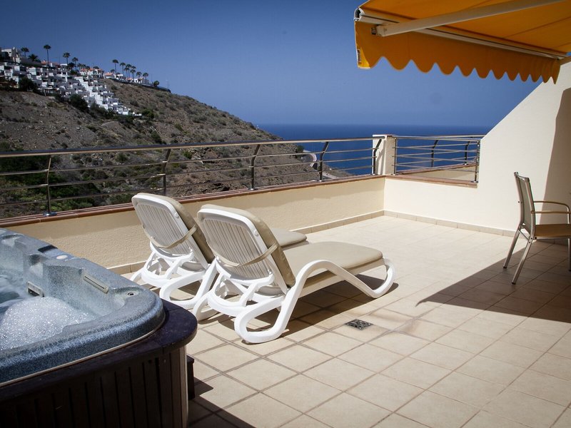 Holiday Club Sol Amadores 12