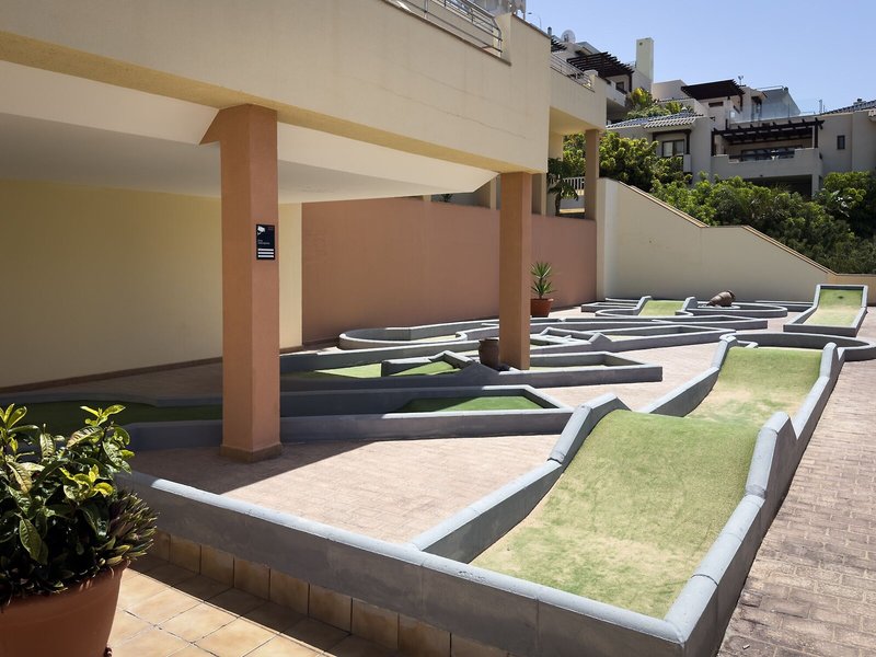 Holiday Club Sol Amadores 38