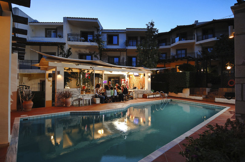 Eva Mare Hotel & Suites 4