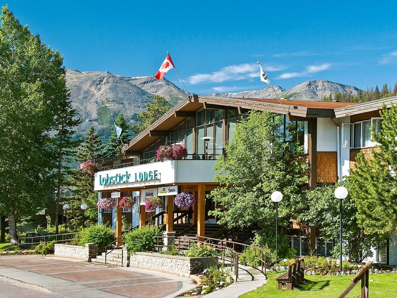 Lobstick Lodge 5