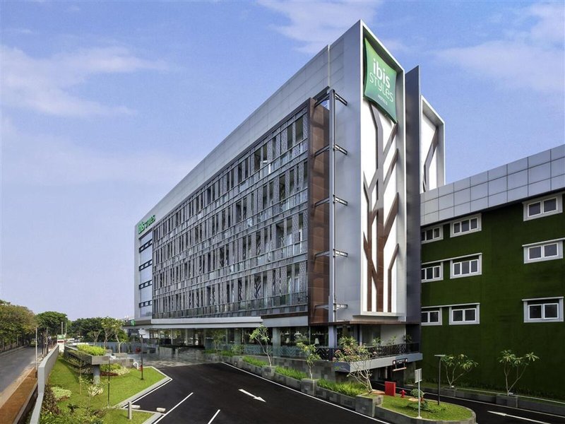 Ibis Styles Jakarta Sunter 1