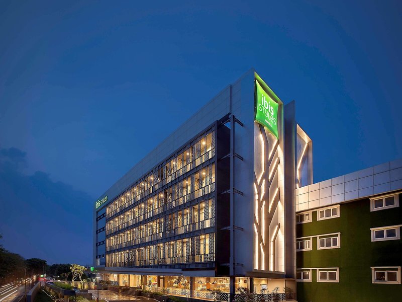 Ibis Styles Jakarta Sunter 2