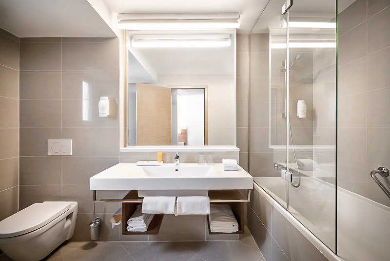 Valamar Sanfior Hotel & Casa 5 - Bathroom Example