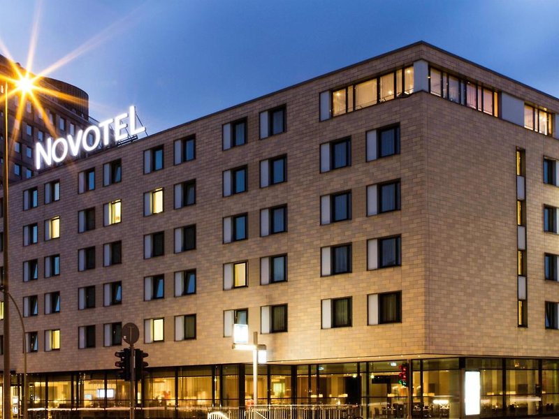 Novotel Hamburg City Alster 1