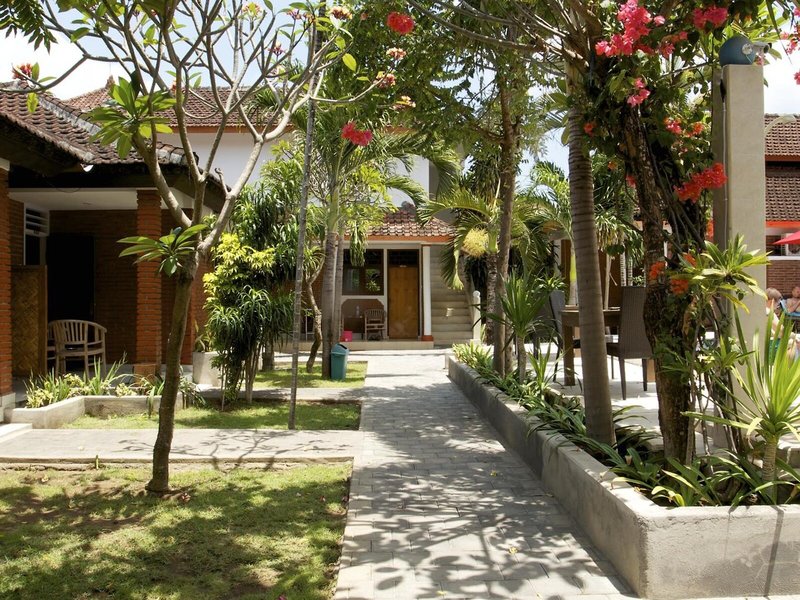 Ayu Lili Garden Hotel Kuta 4