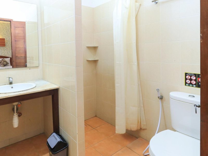 Ayu Lili Garden Hotel Kuta 39