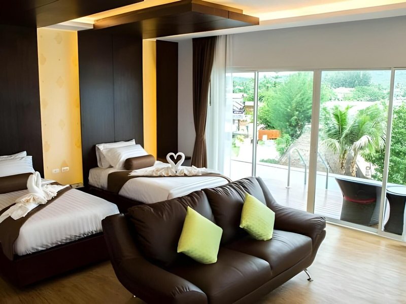Phi Phi Cliff Beach Resort 26