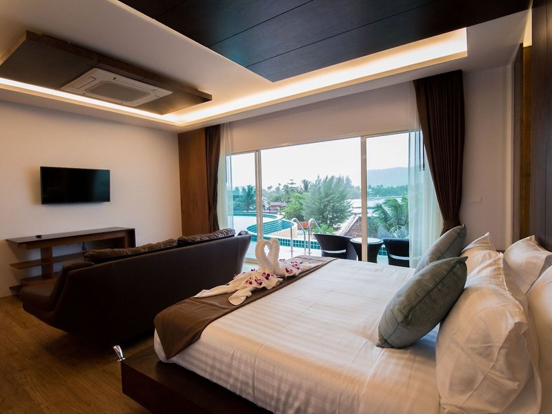 Phi Phi Cliff Beach Resort 48