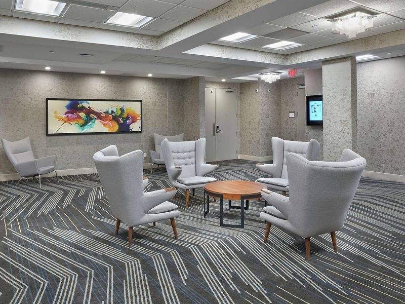DoubleTree By Hilton Edmonton Downtown 5