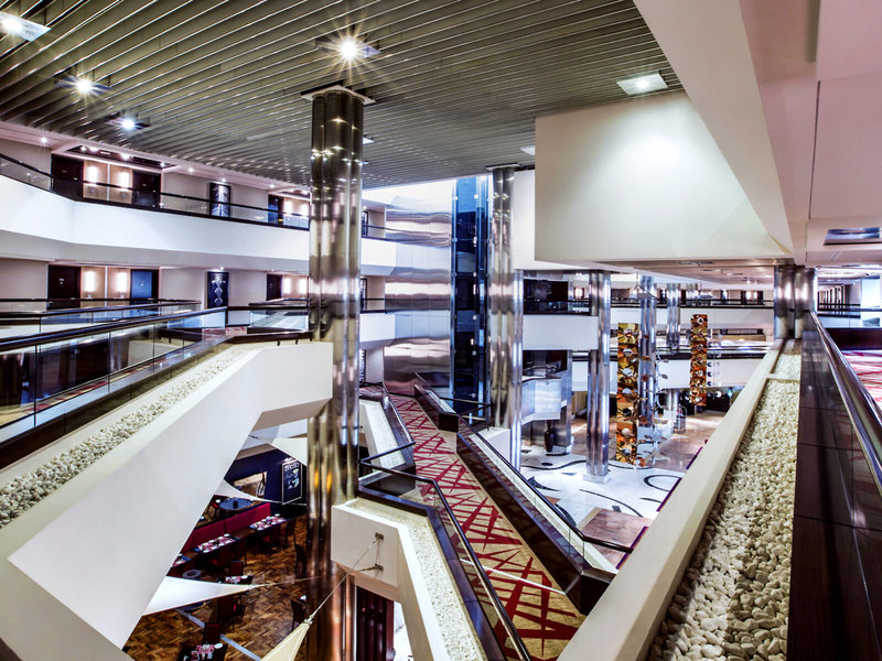 Crowne Plaza Deira 7