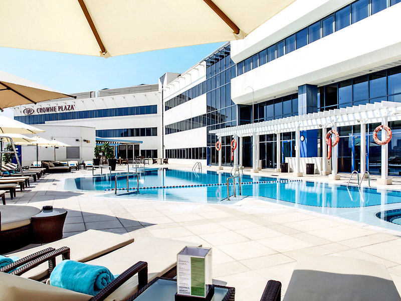 Crowne Plaza Deira 10