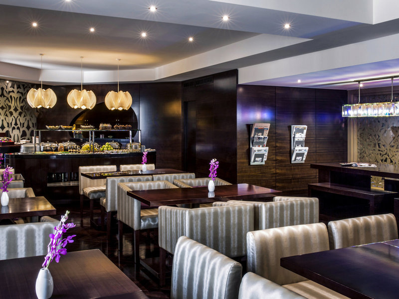 Crowne Plaza Deira 16