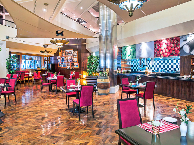 Crowne Plaza Deira 23