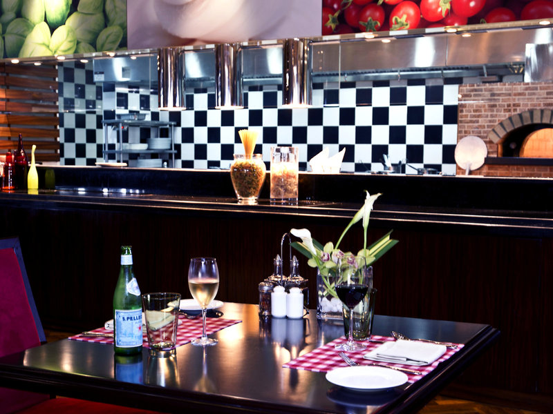 Crowne Plaza Deira 37