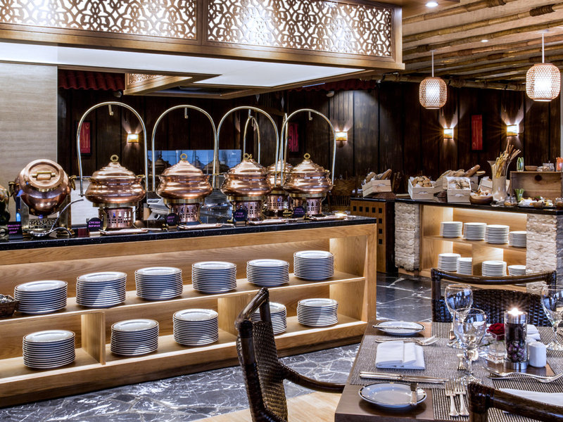 Crowne Plaza Deira 50