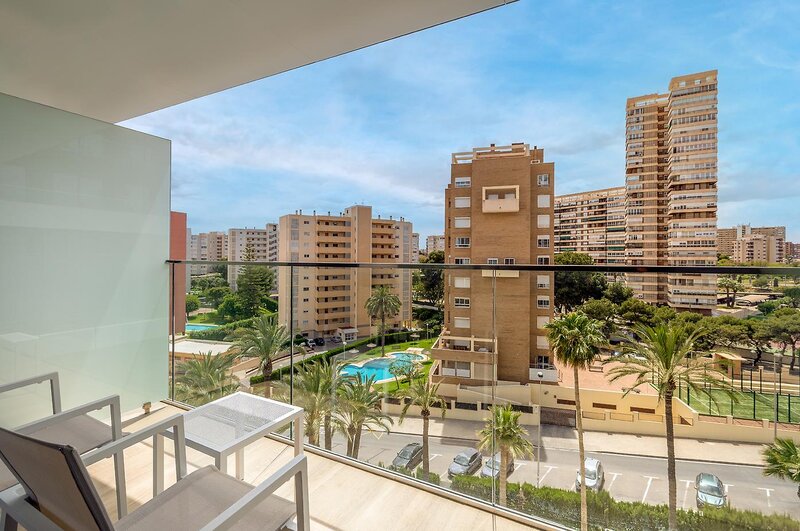 Port Alicante 89