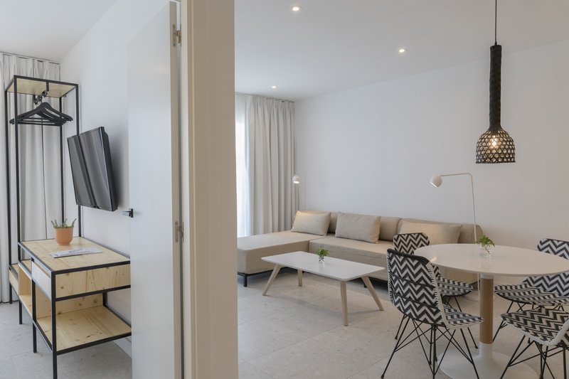 HM Ayron Park - Adults Only 16