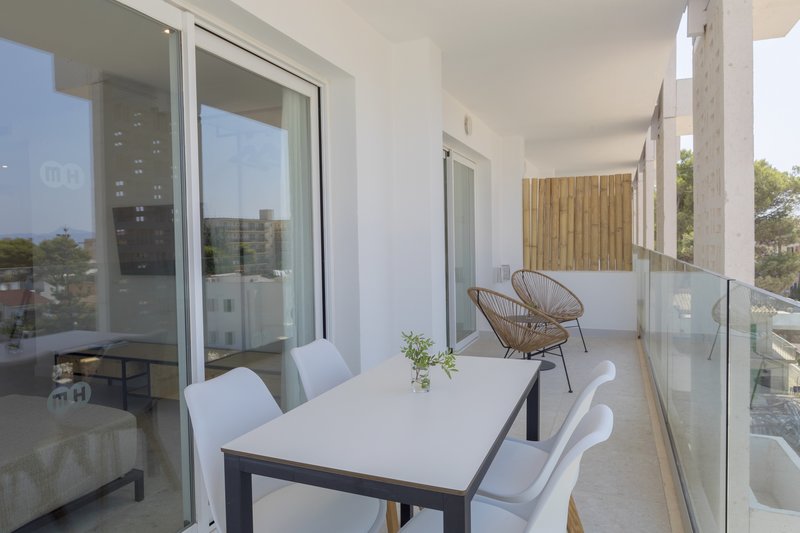 HM Ayron Park - Adults Only 19