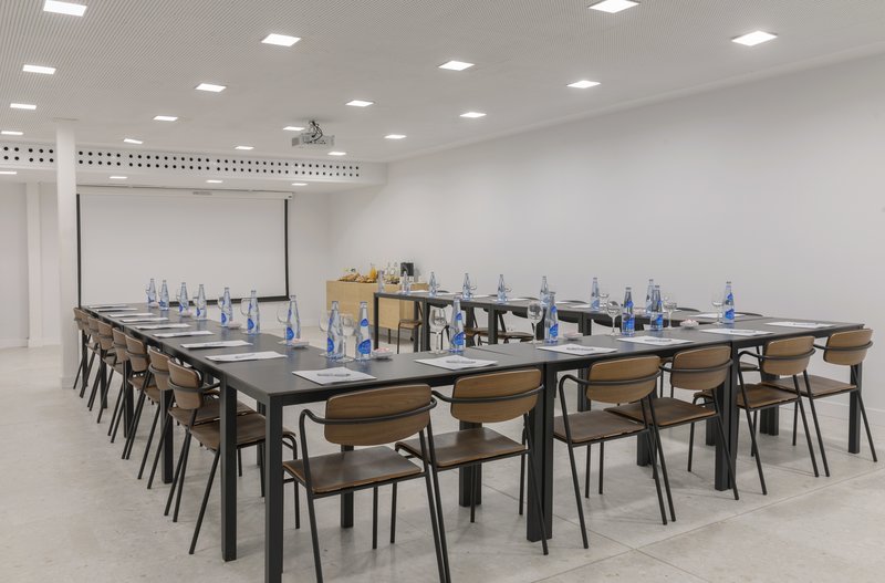 HM Ayron Park - Adults Only 22