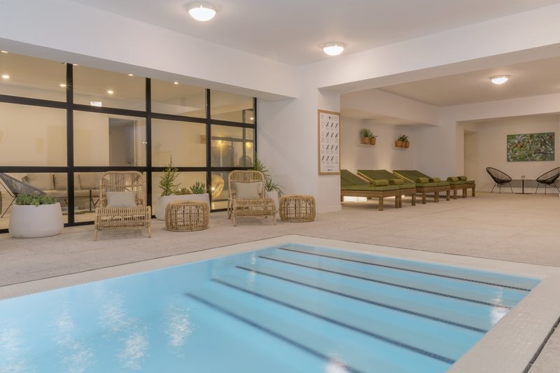 HM Ayron Park - Adults Only 10