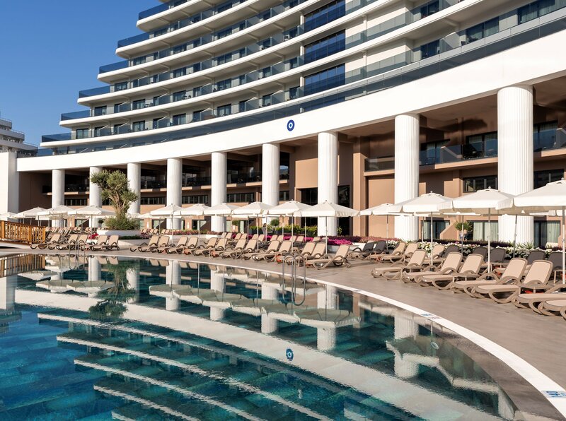 Miracle Resort Hotel 6