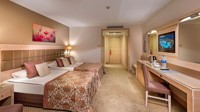 Miracle Resort Hotel 30