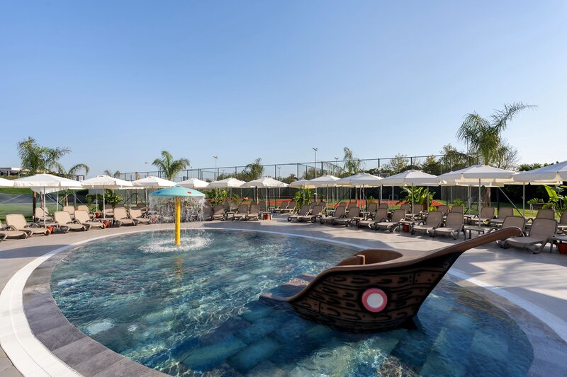 Miracle Resort Hotel 48