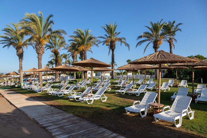 Miracle Resort Hotel 99