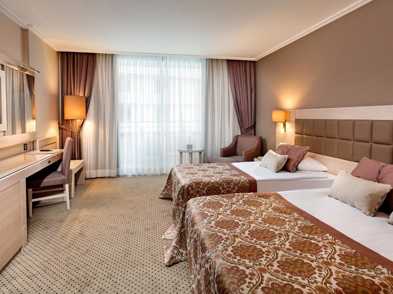 Miracle Resort 47