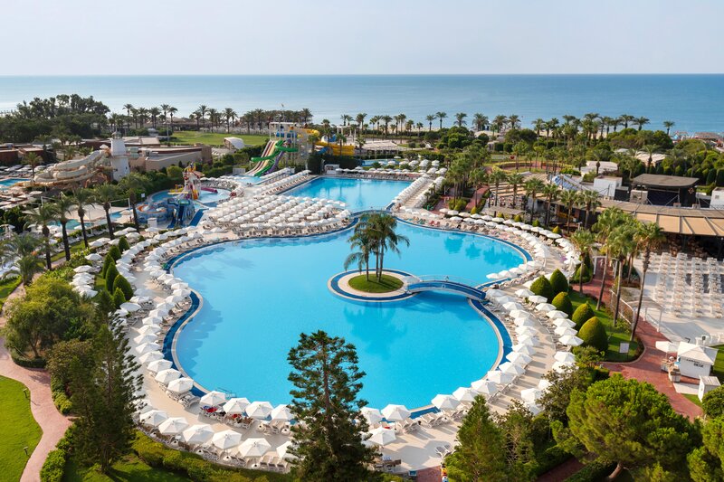 Miracle Resort Hotel 19