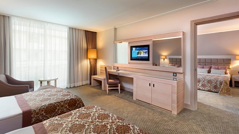 Miracle Resort Hotel 34