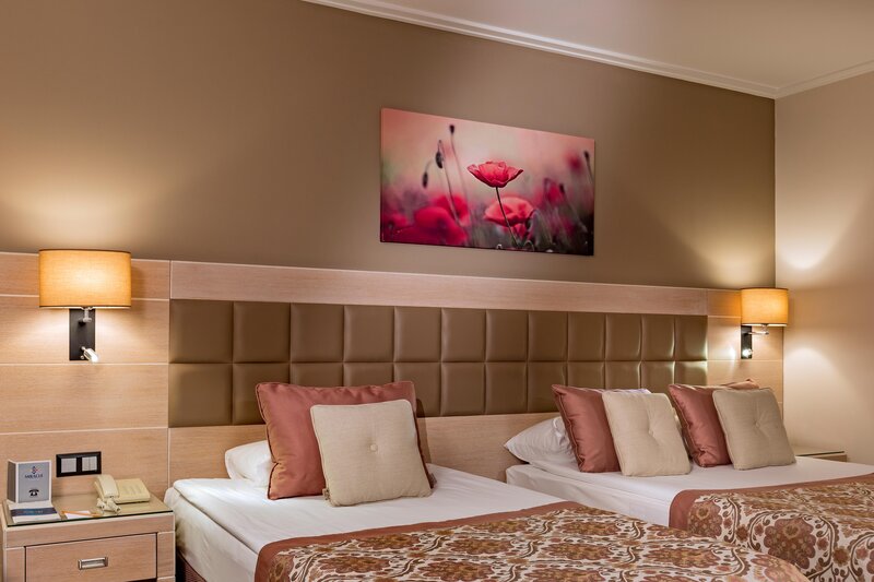 Miracle Resort Hotel 75