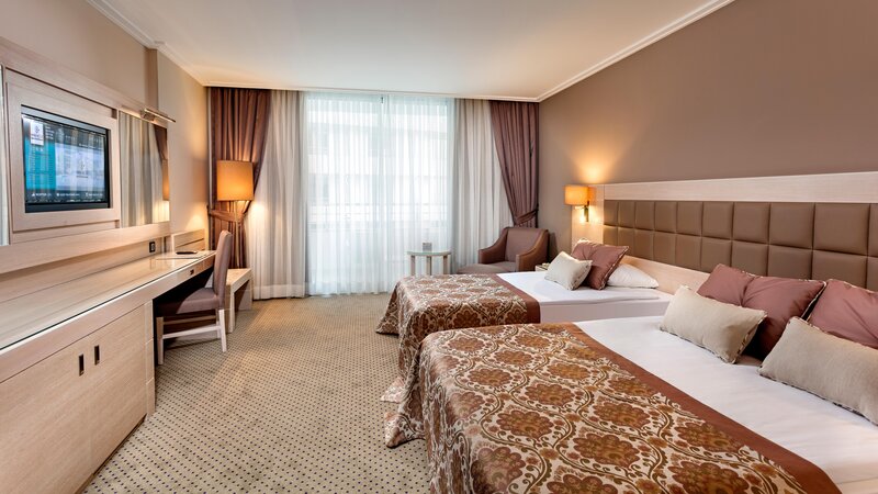 Miracle Resort Hotel 79