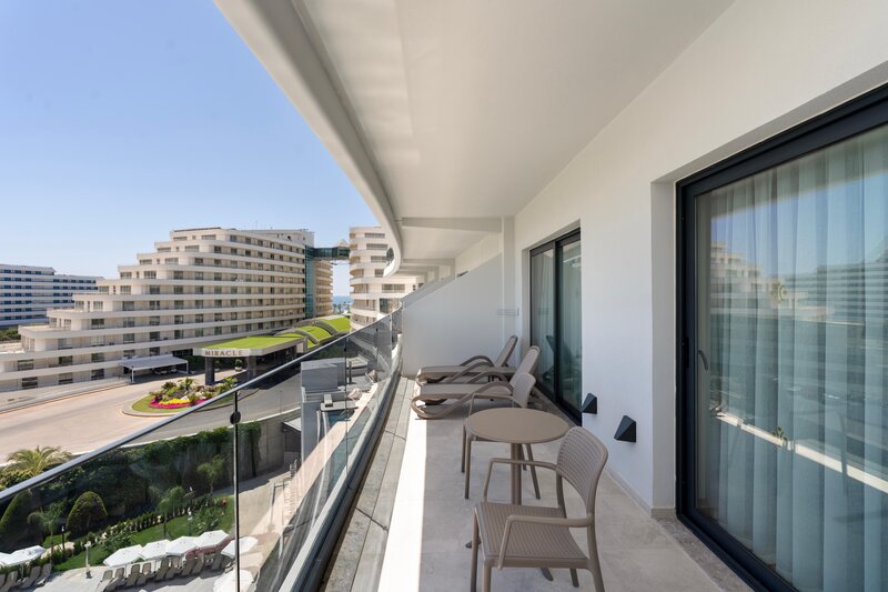Miracle Resort Hotel 90