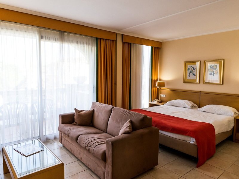 Van der Valk Hotel Barcarola 46