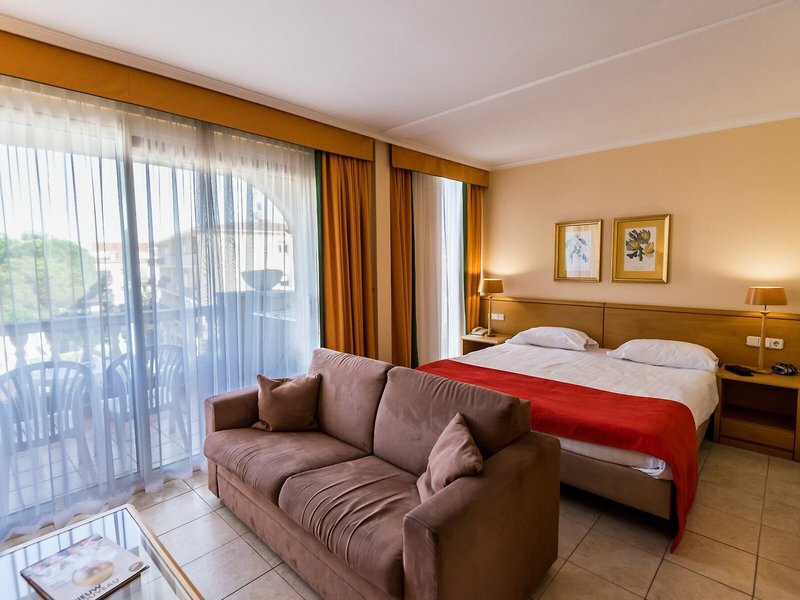 Van der Valk Hotel Barcarola 48