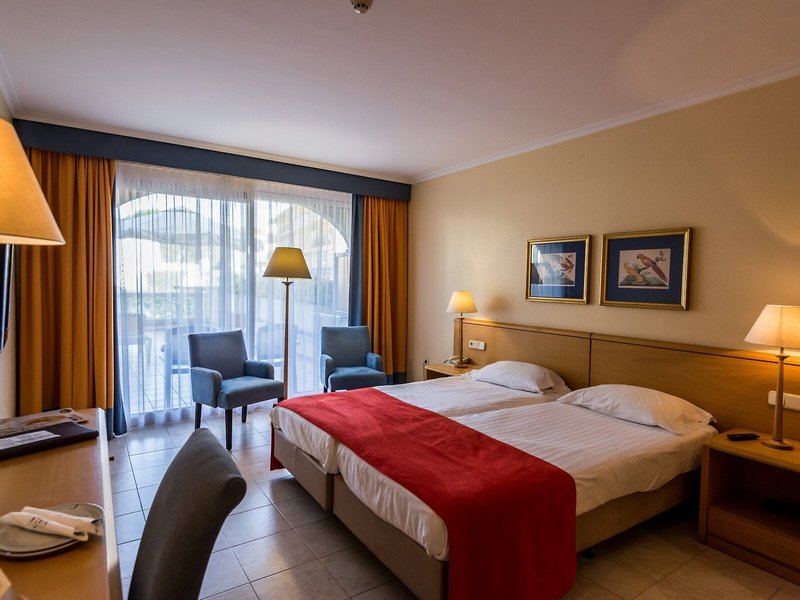 Van der Valk Hotel Barcarola 50