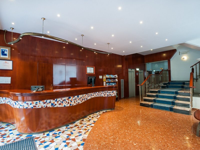 Gaudi 10
